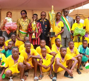 Séguéla : le Dr Bamba Maférima célèbre l’Indépendance et communie avec la jeunesse autour du sport
