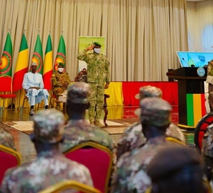 Mali : les 82 militaires libérés veulent retourner au front