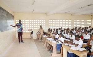 Éducation en Côte d’Ivoire : une offensive ciblée pour combler le manque d’enseignants scientifiques