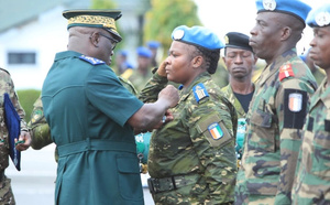 De retour de mission, 349 soldats ivoiriens décorés : la Nation rend hommage à ses artisans de paix
