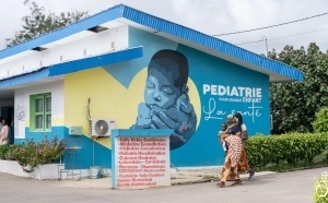 Santé : les centres de santé ruraux améliorent l’accès aux soins en Côte d’Ivoire