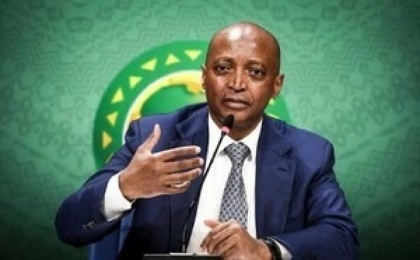 CAN 2025 : Patrice Motsepe assume le retrait du trophée au Sénégal