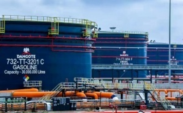 Face à la crise énergétique, Dangote intensifie l’approvisionnement en carburant en Afrique