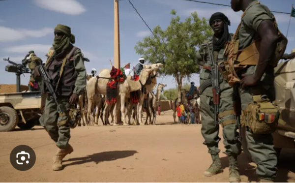 Mali : montée des violences et bataille de récits autour des attaques du 25 avril