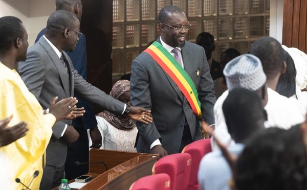 Sonko au Parlement : le pouvoir change de centre de gravité au Sénégal