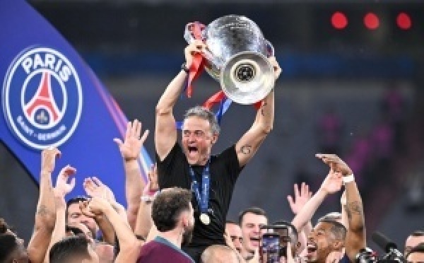 Paris Saint-Germain champion d’Europe 2026 : victoire aux tirs au but face à Arsenal