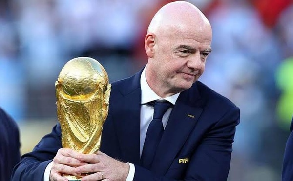 Football mondial : l'UEFA brandit la menace du boycott face au projet de la FIFA