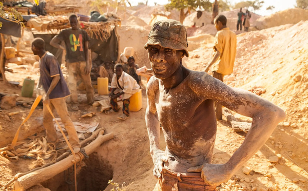 Cameroun-RCA : l’effondrement d’une mine d’or fait plus de 100 morts