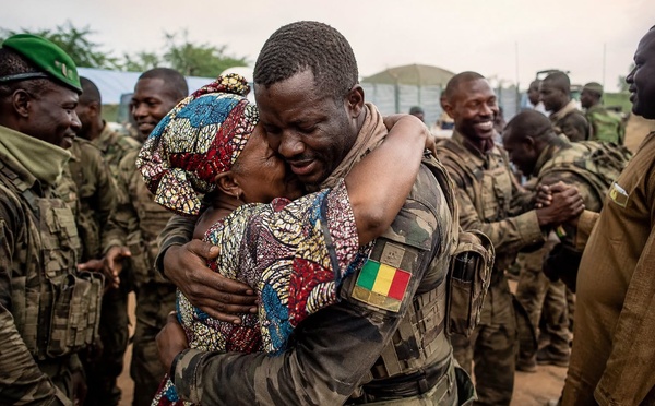 Mali : les négociations secrètes de Bamako révèlent les limites du « tout-militaire »