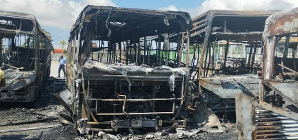 SOTRA : combien de bus faudra-t-il encore voir partir en fumée ?