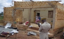 Côte d'Ivoire, Guibobly (Région du Cavally) :  Après la violente tornade,  les autorités administratives et politiques sur les lieux pour évaluer les dégâts