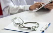 France : des médecins hospitaliers sommés de rembourser jusqu’à 80 000 euros de primes