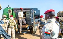 Burkina Faso : à Ouagadougou, des gardes suréquipés, au front des combattants exposés :